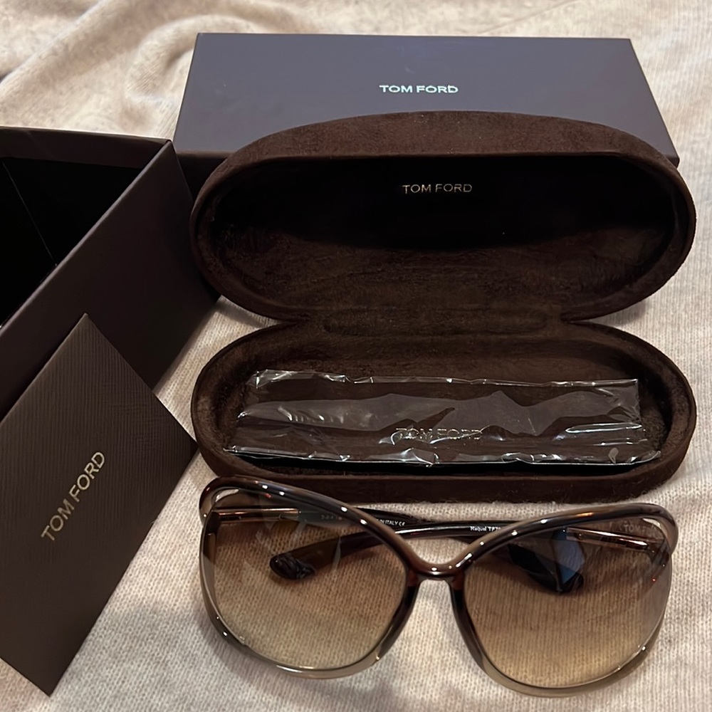 Tom Ford Raquel Sunglasses